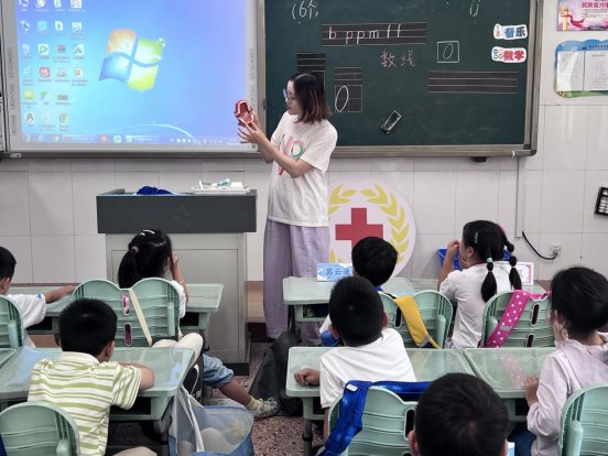 南京市江宁科学园小学红会开展爱牙日活动4